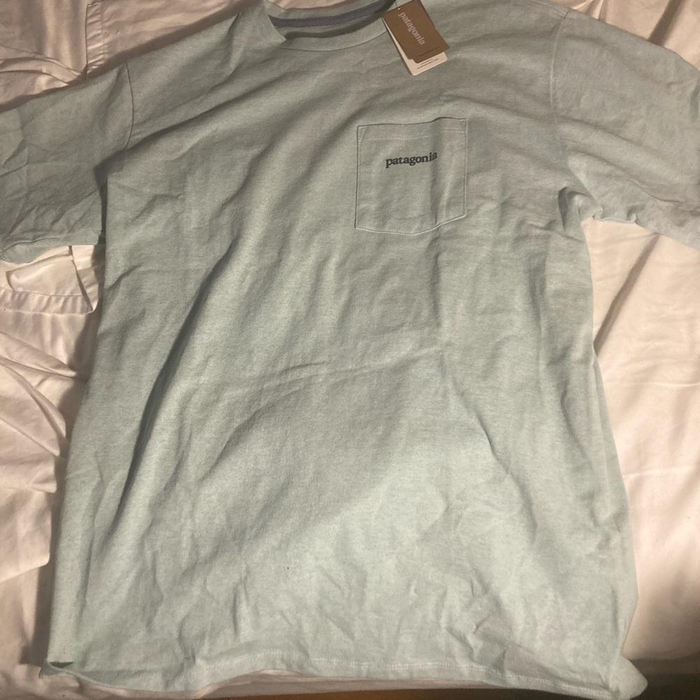 Patagonia t shirt - Picture 2 of 5
